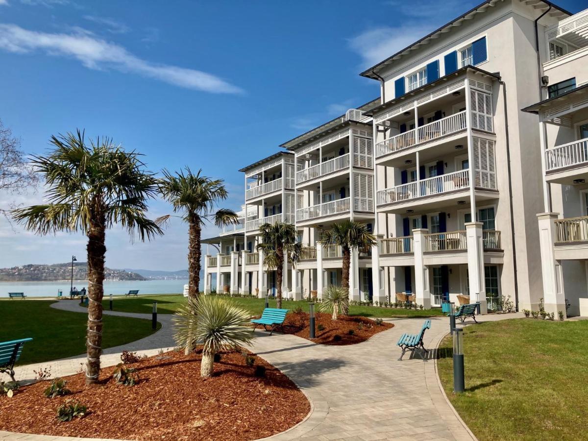 Balalake Aparthotel *